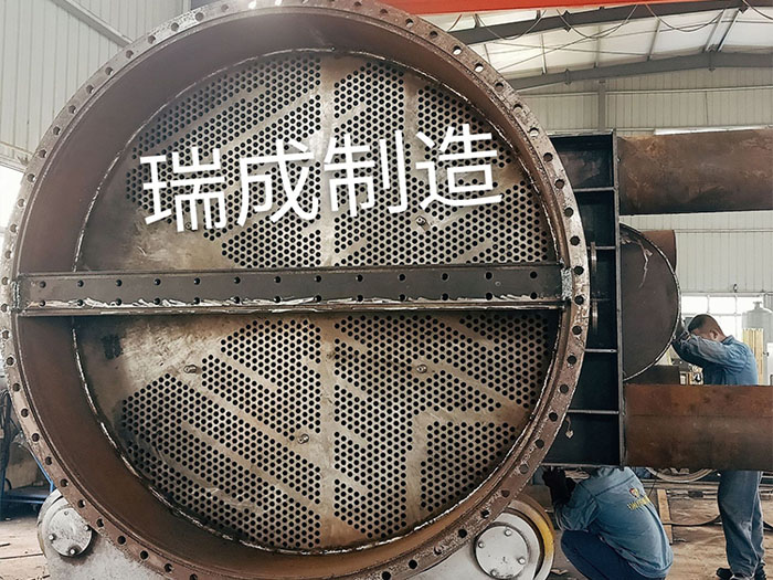 凝汽器真空急剧降落的原因和处置